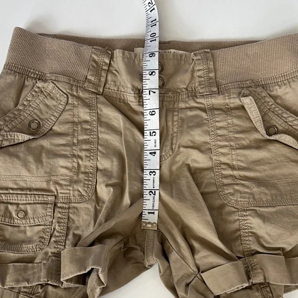 Sonoma Women's Tan Cargo Shorts - Picture 8 of 11
